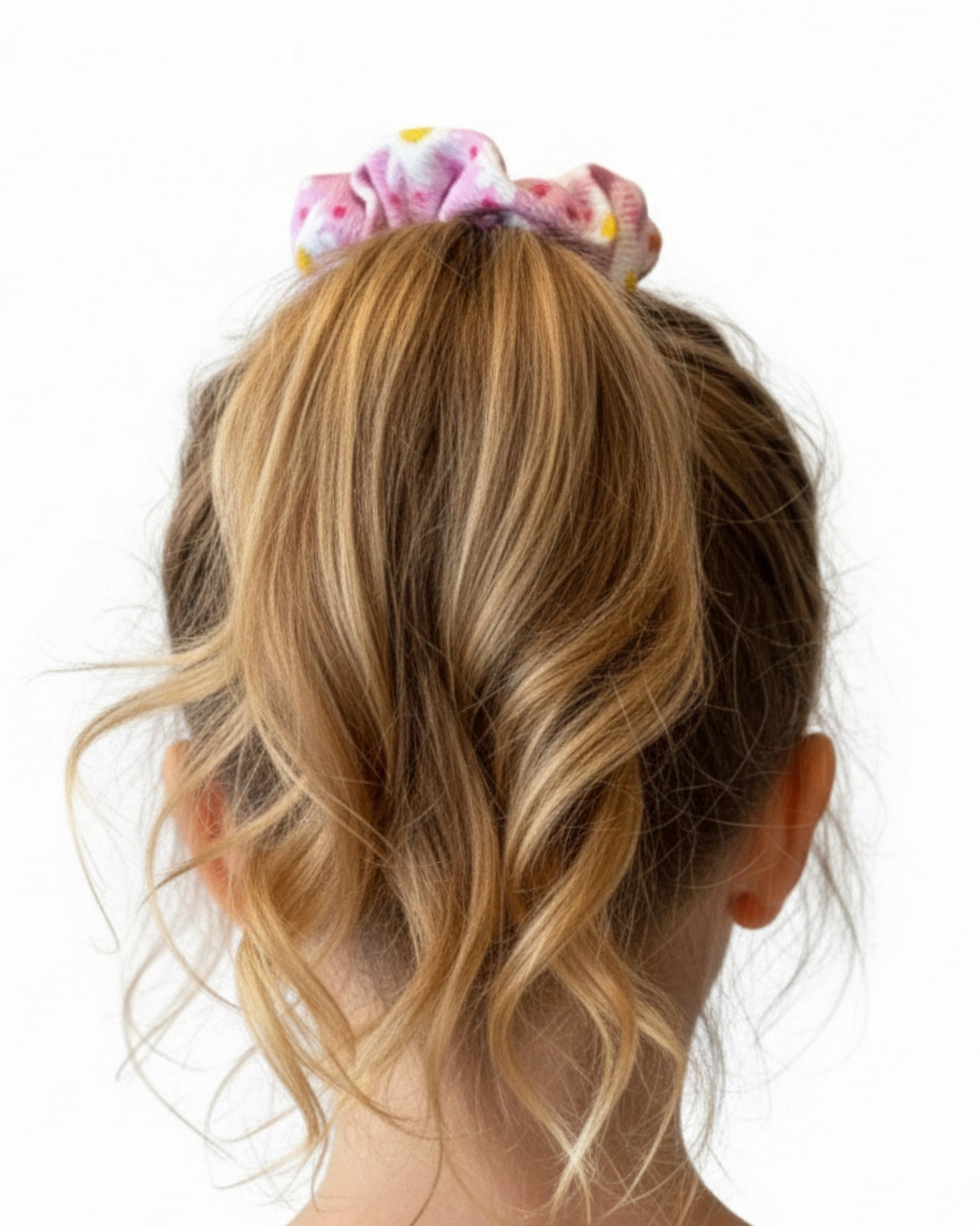 🌸 Blushing Blooms- Scrunchy